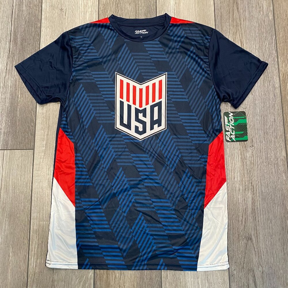 NWT USA Soccer TShirt - Men's Medium
